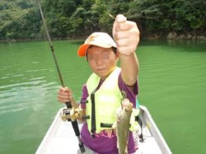 青野ダムバス釣り
