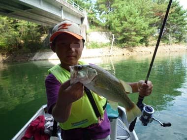 青野ダムバス釣り